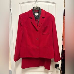 Kasper 2-Piece Suit Size 18 Blazer, Skirt, And Scarf 100% Polyester Worn Once